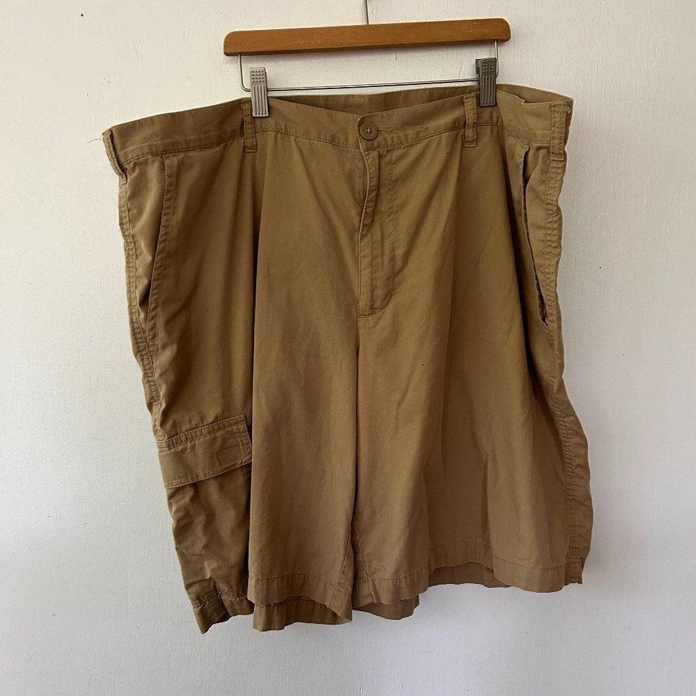 Columbia Cargo‎ Shorts Mens Size 42 Khaki Pockets Outdoor Hiking Camping